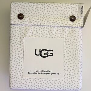 UGG Printed Queen Size Sheet Set
